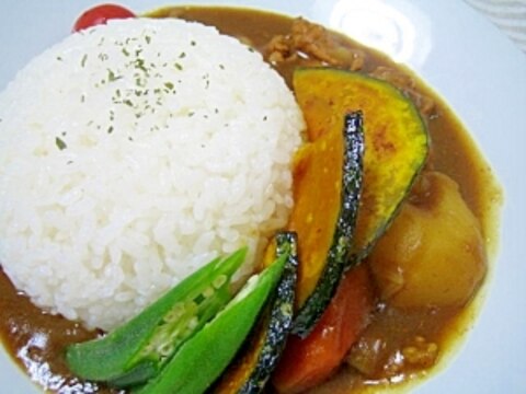 カボチャとオクラの彩りカレー☆